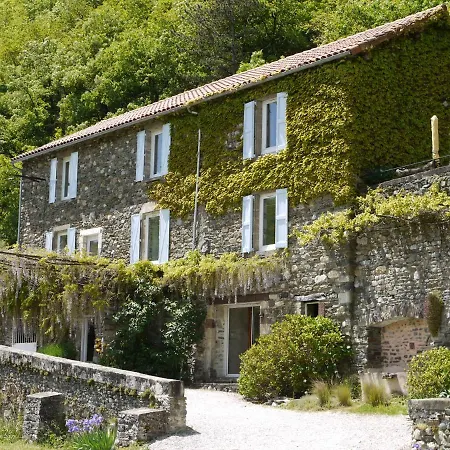 Les Jardins De Lumiere Bed and breakfast