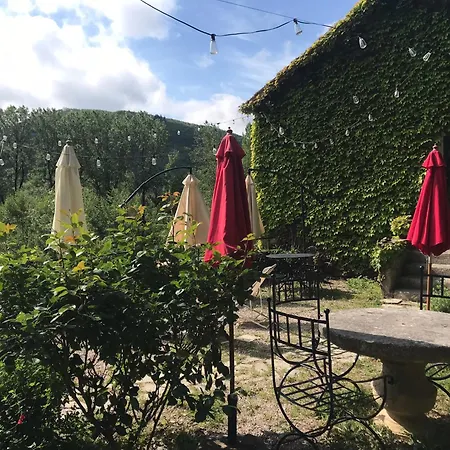 Les Jardins De Lumiere Bed & Breakfast *